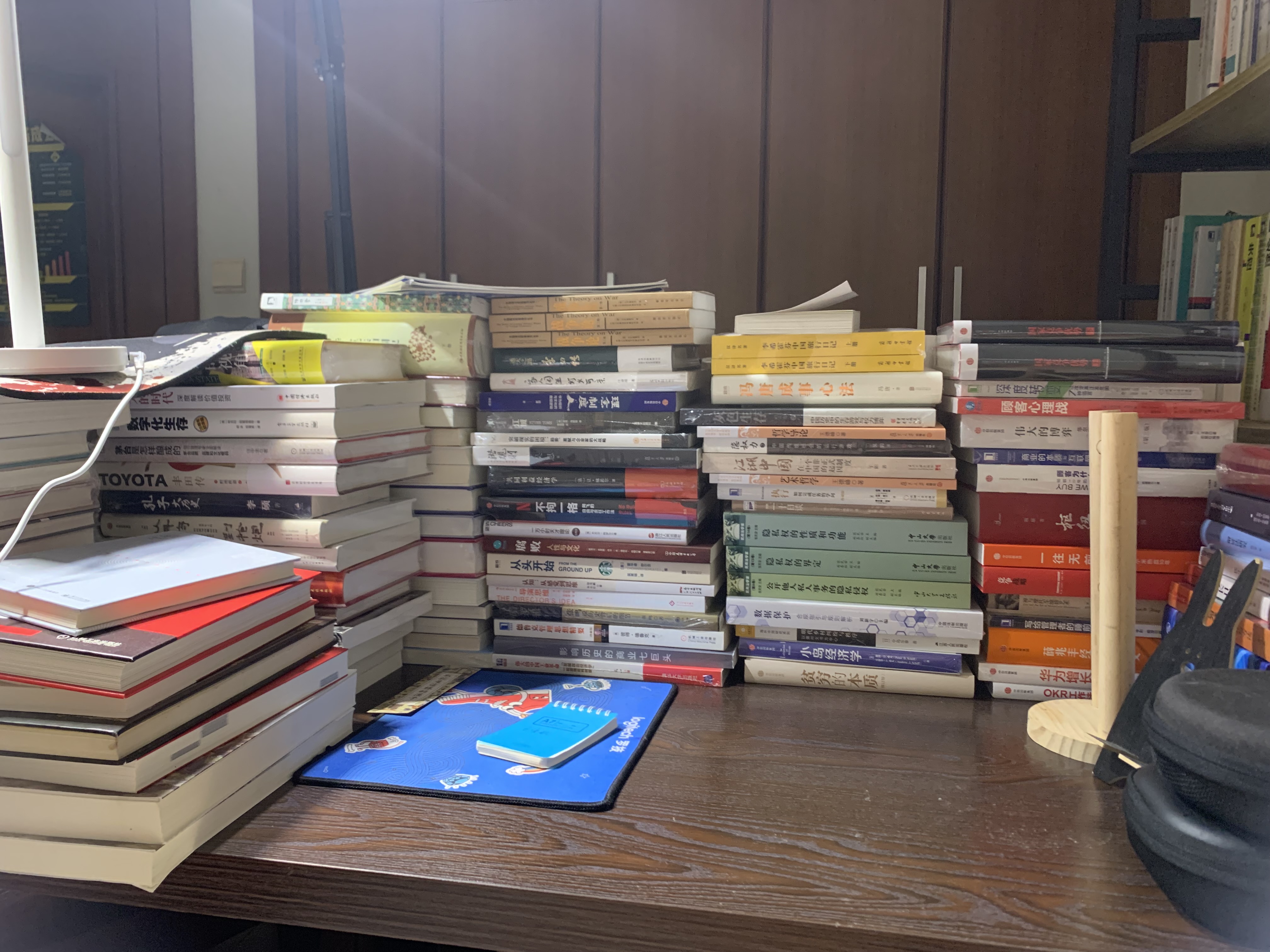 持续推进信息化建设，提高运营效率，提高管理能力，提高客户服务满意度